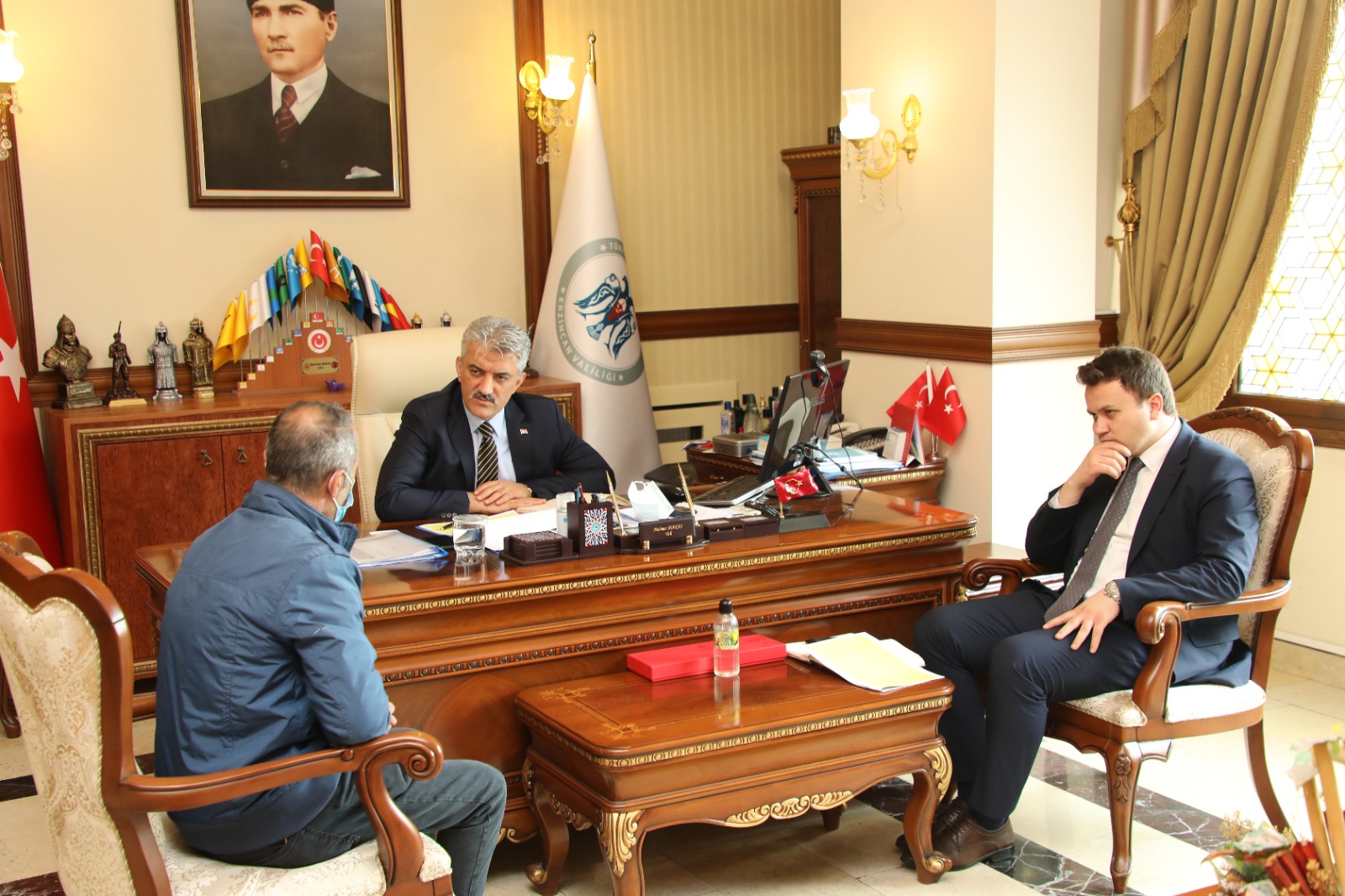 Sayın Erzincan Valisi, Halk Gününde Vatandaşlarımızı Dinledi.
