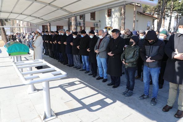 Sayın Erzincan Valisi, Meşeret Bozik’in Cenaze Namazına Katıldı