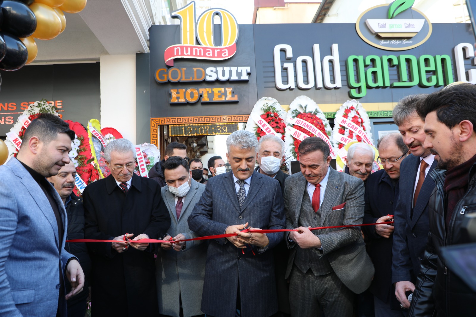 Sayın Erzincan Valisi Otel ve Kafe Açılışına Katıldı