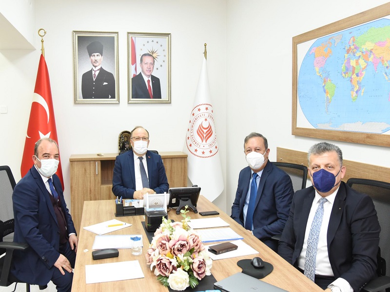Zonguldak Havalimanının Faaliyetleri ve Mevcut Durum Vali Mustafa Tutulmaz Başkanlığında Yapılan Toplantıda Değerlendirildi