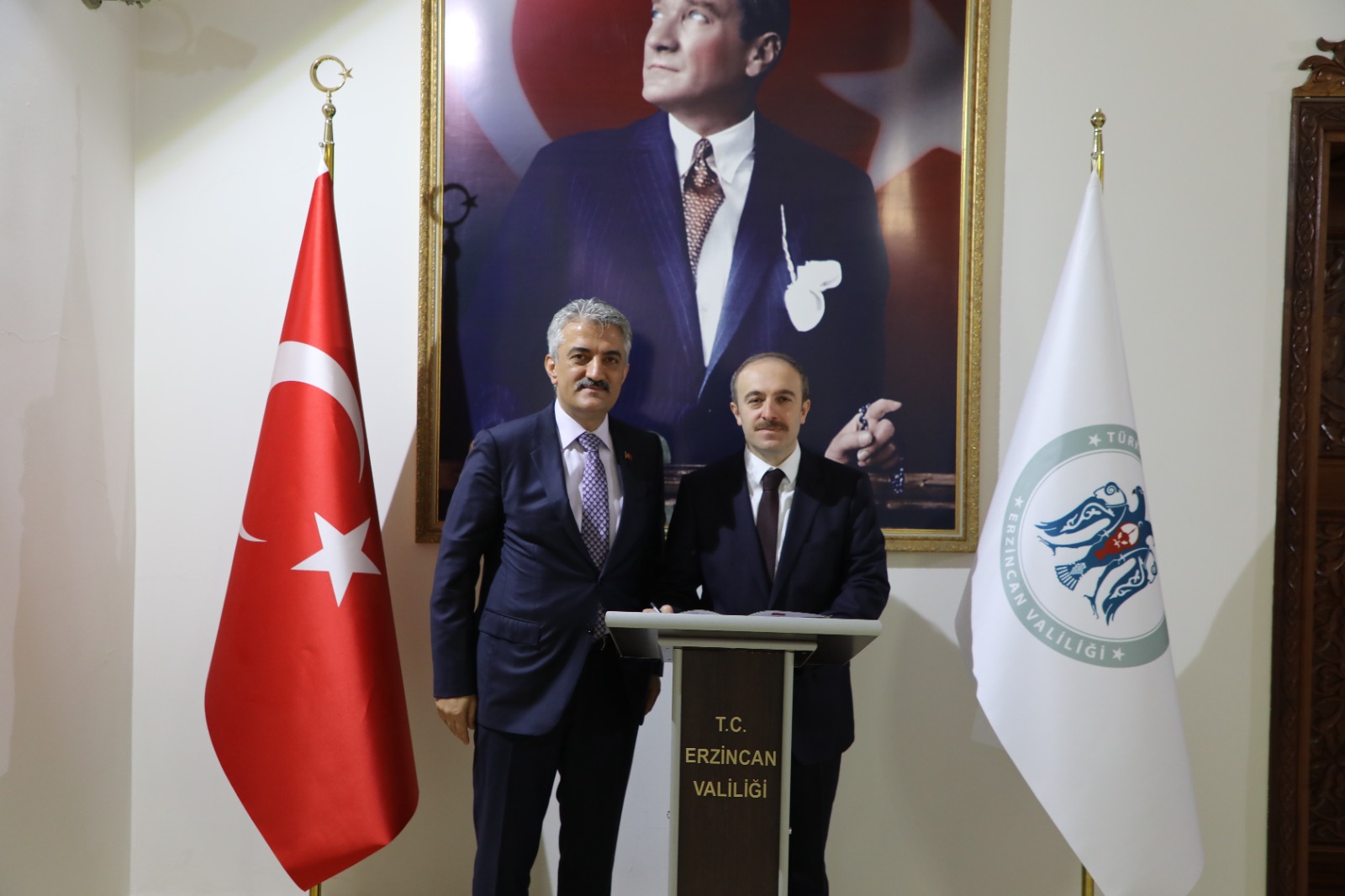 Bayburt Valisi ve Erzurum Büyükşehir Belediye Başkanından Sayın Erzincan Valisie Ziyaret