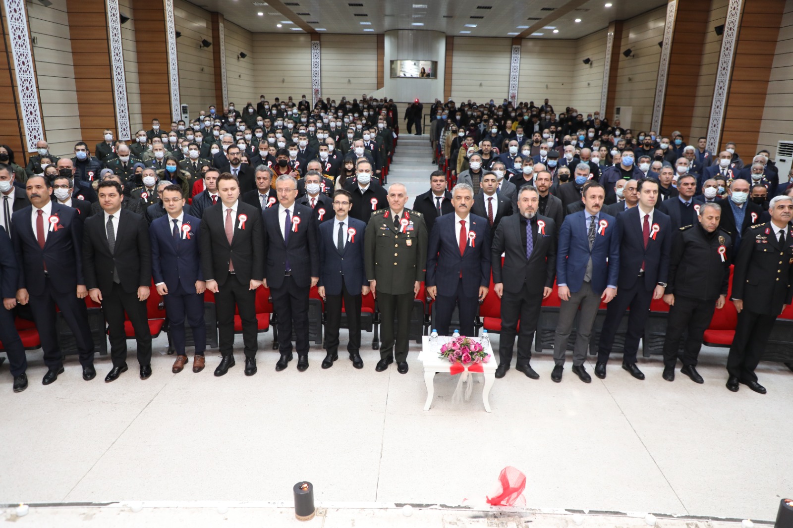 Erzincan Milli Egemenlik Anadolu Lisesi Öğrencileri Tarafından “18 Mart Şehitleri Anma Günü” Münasebetiyle Program Düzenlendi