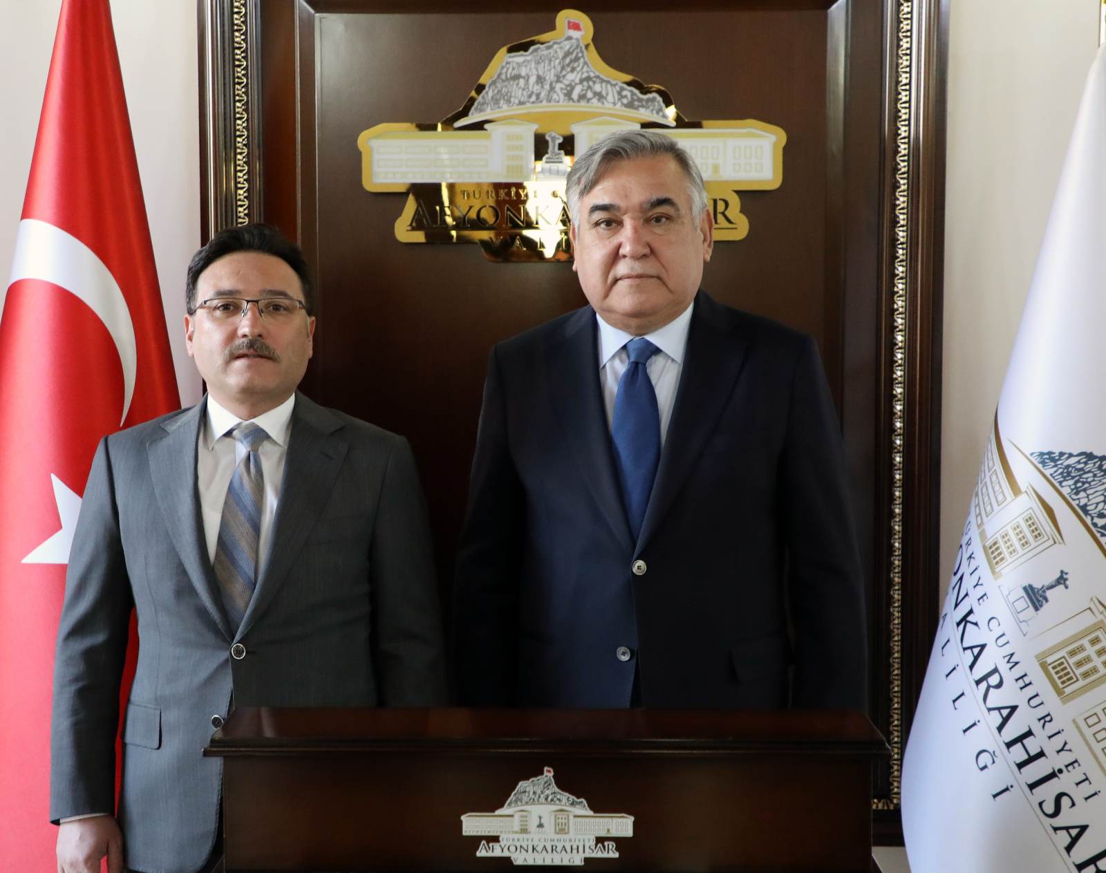 Özbekistan Büyükelçisi Alişer Azamhocayev, Vali Gökmen Çiçek’i Ziyaret Etti