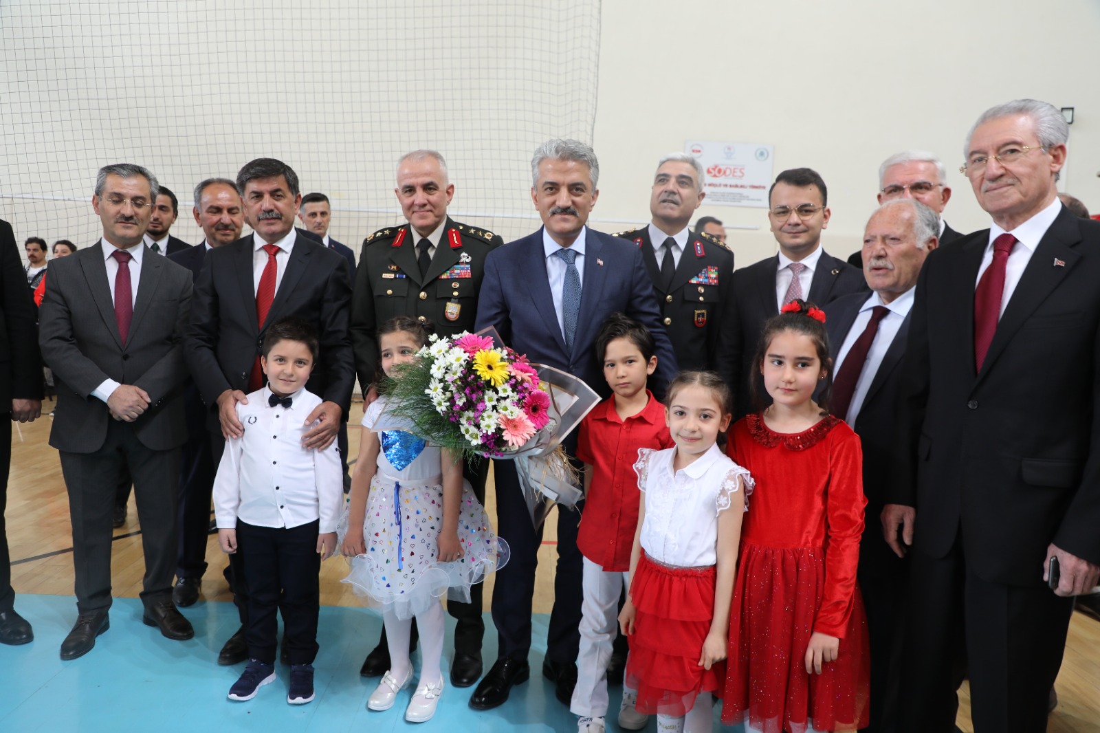 Atamızın Tüm Çocuklara Armağanı Olan 23 Nisan Ulusal Egemenlik ve Çocuk Bayramı, Erzincan İlinde Coşkuyla Kutlandı