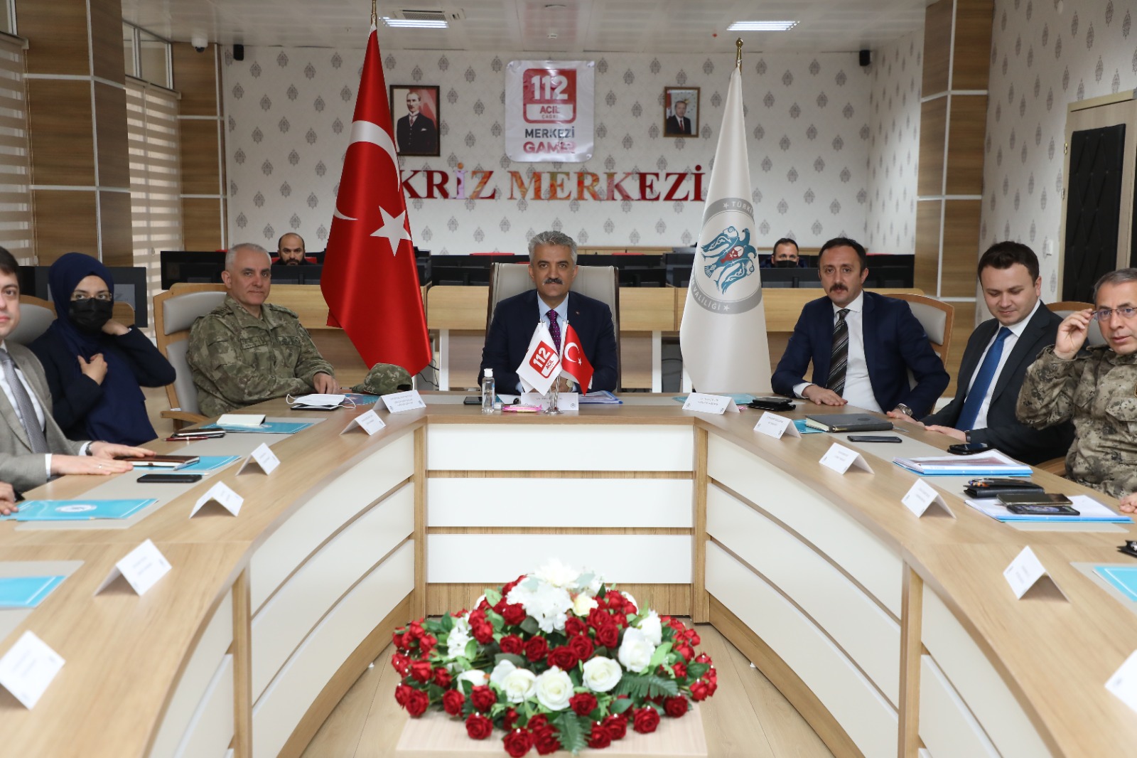 İl Güvenlik ve Asayiş Koordinasyon Toplantısı ile Kaymakamlar Toplantısı, Sayın Erzincan Valisi Başkanlığında Gerçekleştirildi.