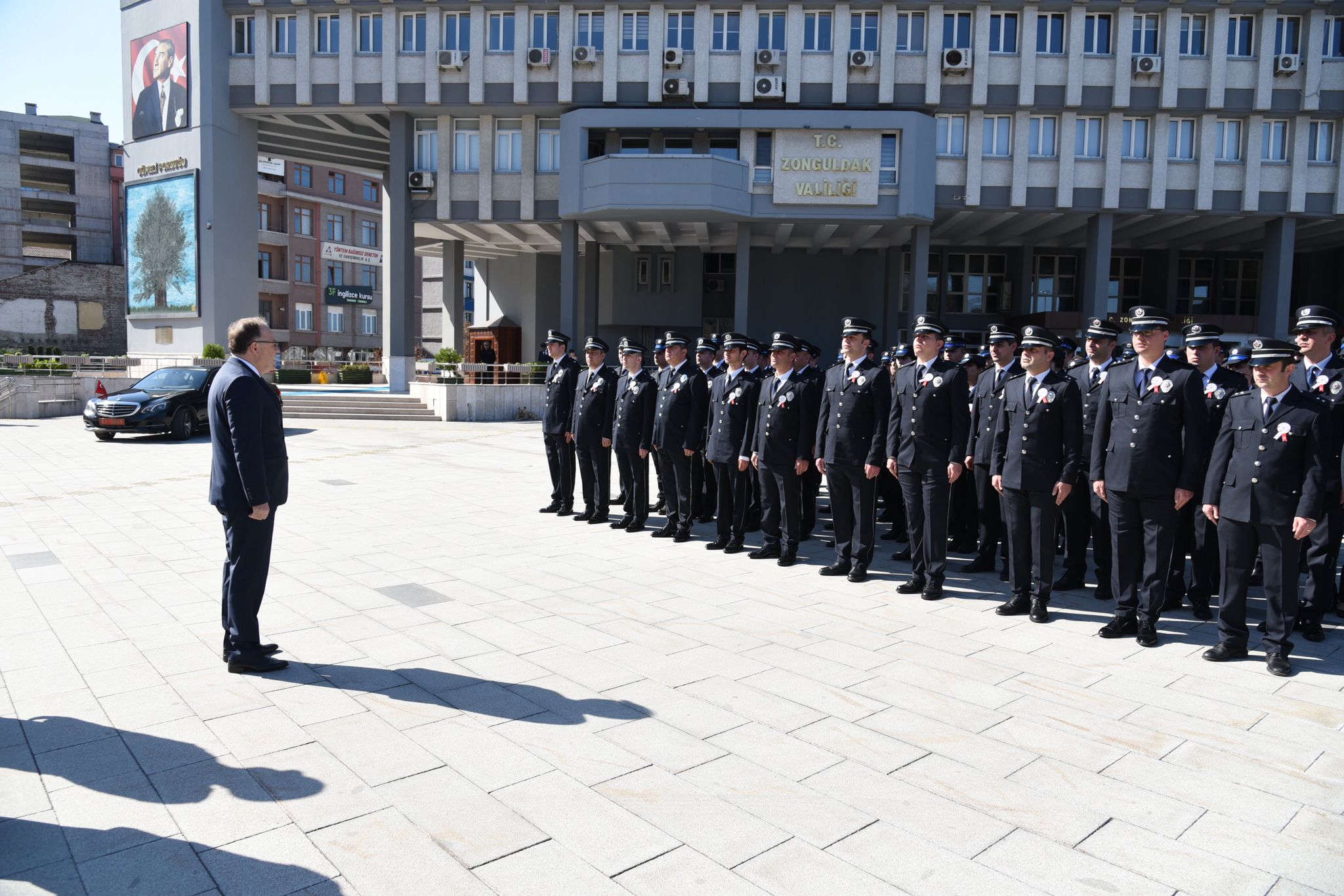 Türk Polis Teşkilatı’nın Kuruluşunun 177’nci Yılı Kutlama Programı Kapsamında Atatürk Anıtı’na Çelenk Sunuldu