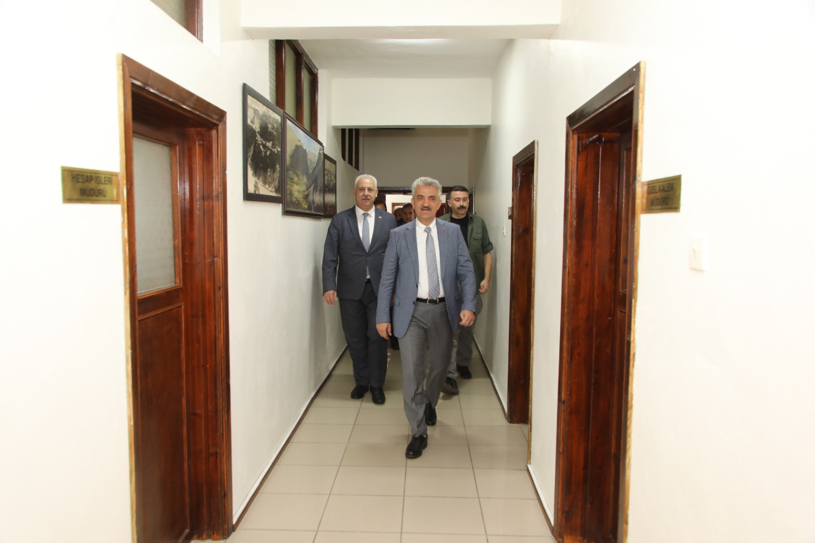 Sayın Erzincan Valisi, Kemaliye Belediye Başkanlığı’nı ve Kemaliyeli Kadınlar Derneği’ni Ziyaret Etti.