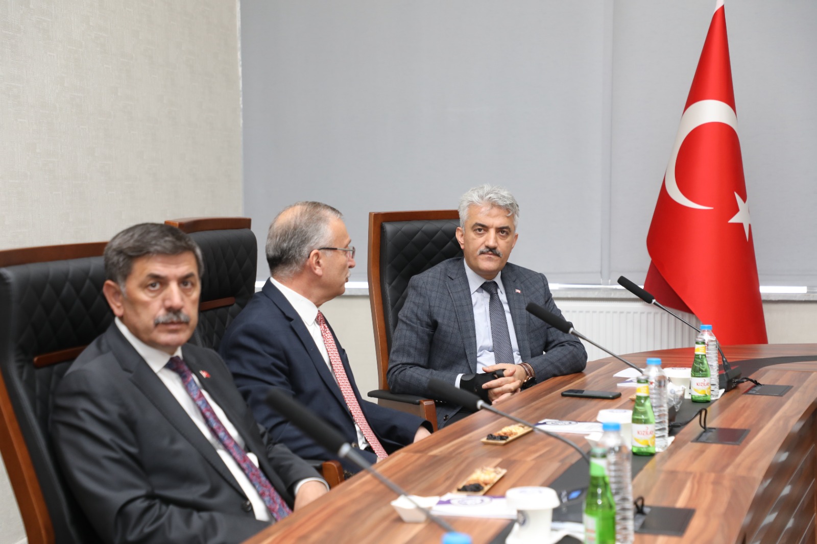 Sayın Erzincan Valisi Mehmet Makas, Erzincan İl Genel Meclisi’ni Ziyaret Etti.