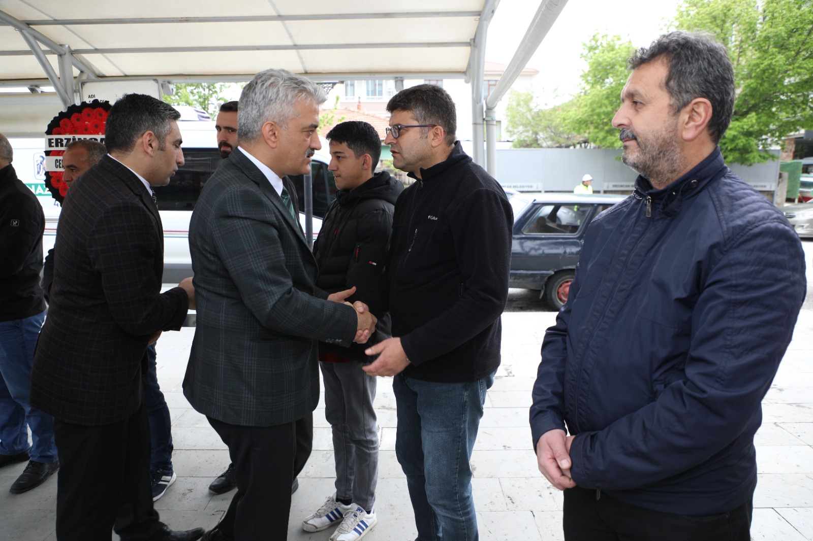 Sayın Erzincan Valisi, Nazim Sırataş’ın Cenaze Namazına Katıldı