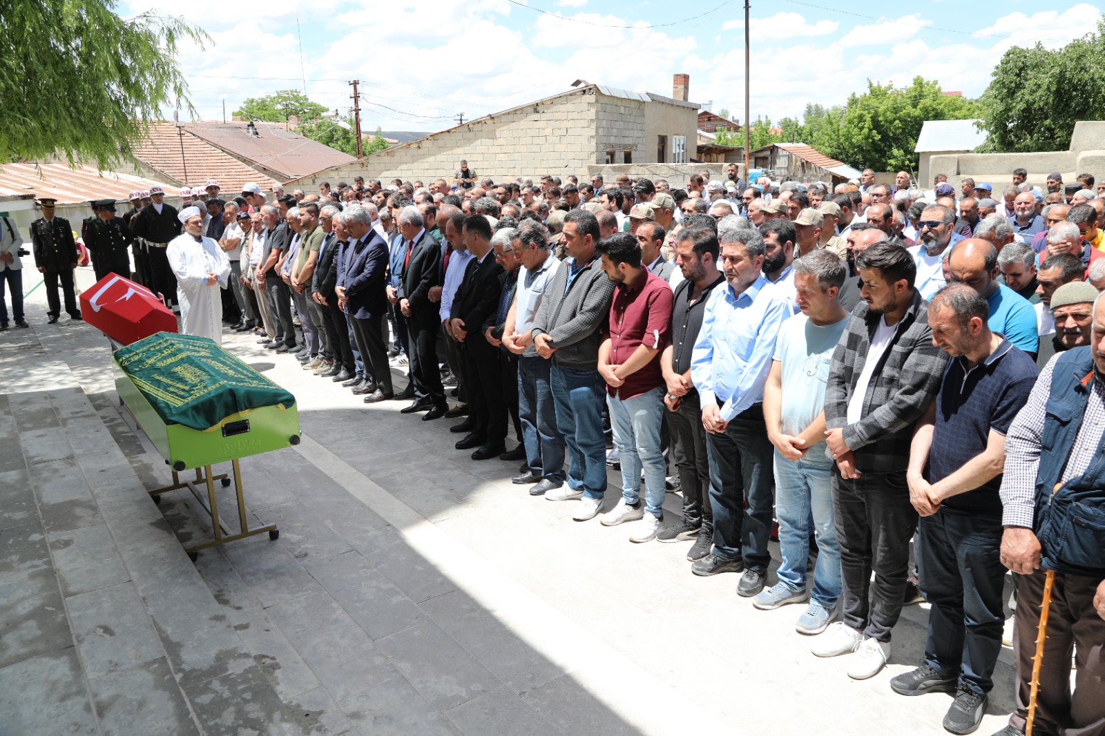 Sayın Erzincan Valisi, Taş ve Dönmezçelik Ailelerini Acı Günlerinde Yalnız Bırakmadı