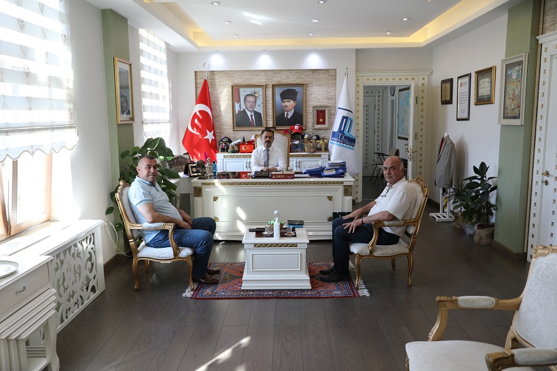 Çardak Belediye Başkanı Metin SEMERCİ Vali İlhami AKTAŞ’ı Ziyaret Etti