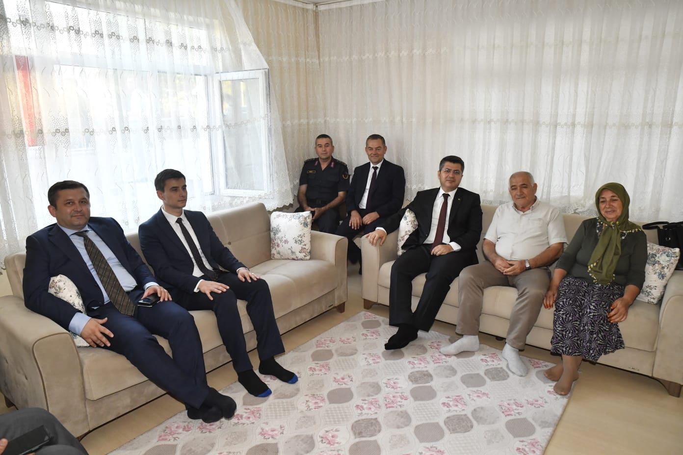 Edirne Valisi Sn. H. Kürşat Kırbıyık, şehit ailemizi ziyaret etti.