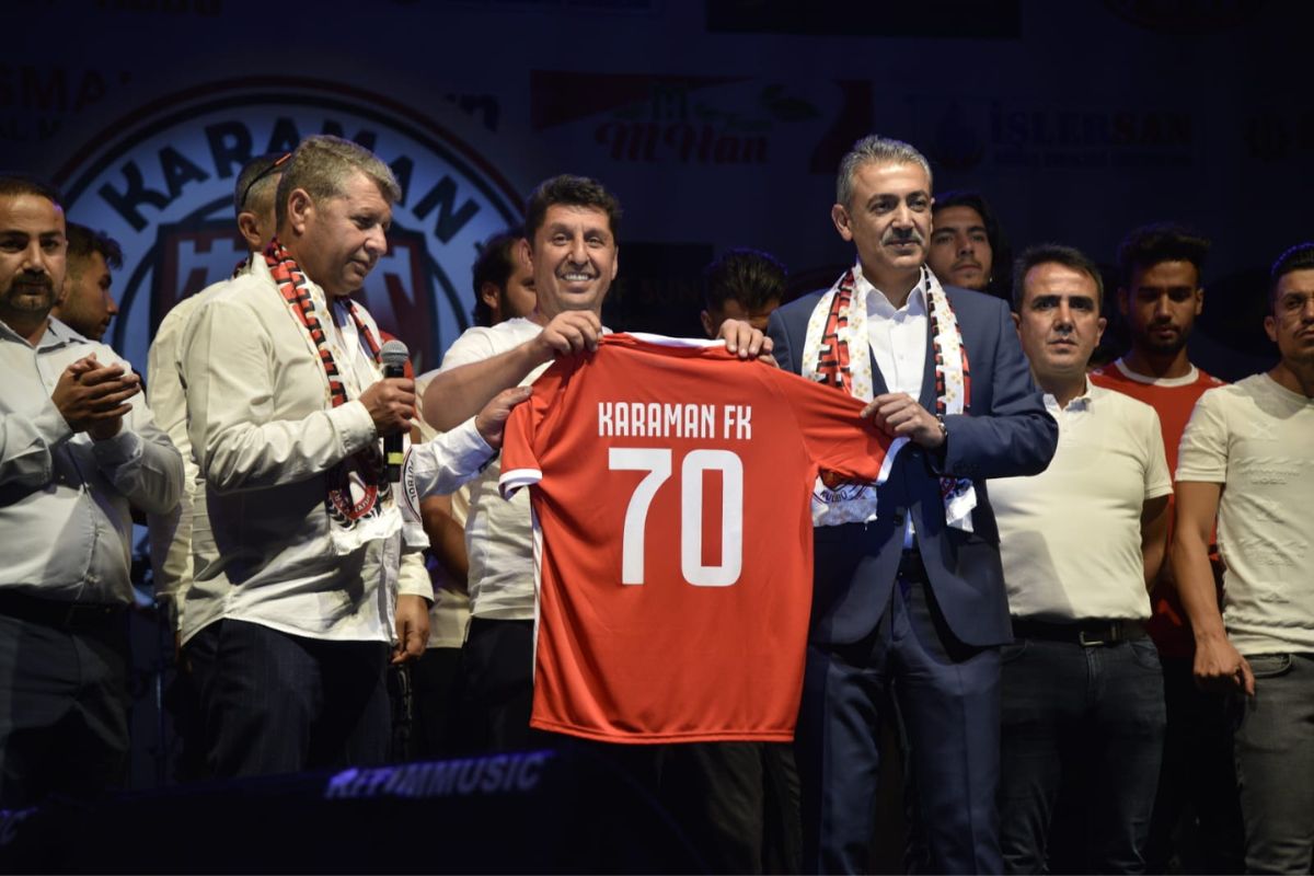 Karaman Valisi Sn. Tuncay Akkoyun 2022-2023 Futbol Sezonu Açılış Programı’na Katıldı