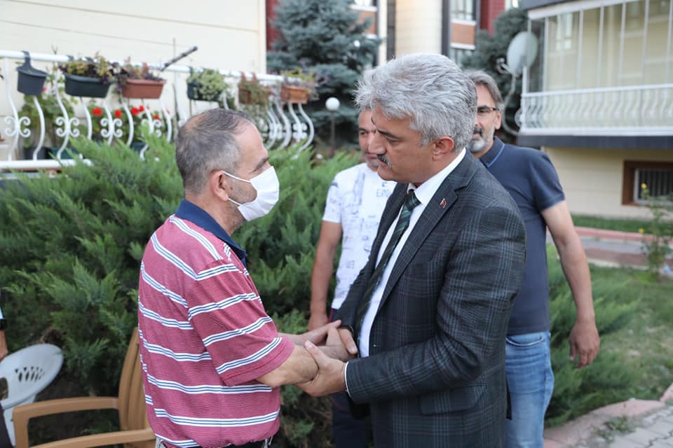 Sayın Erzincan Valisi Mehmet Makas, Terzioğlu Ailesine Taziye Ziyaretinde Bulundu.
