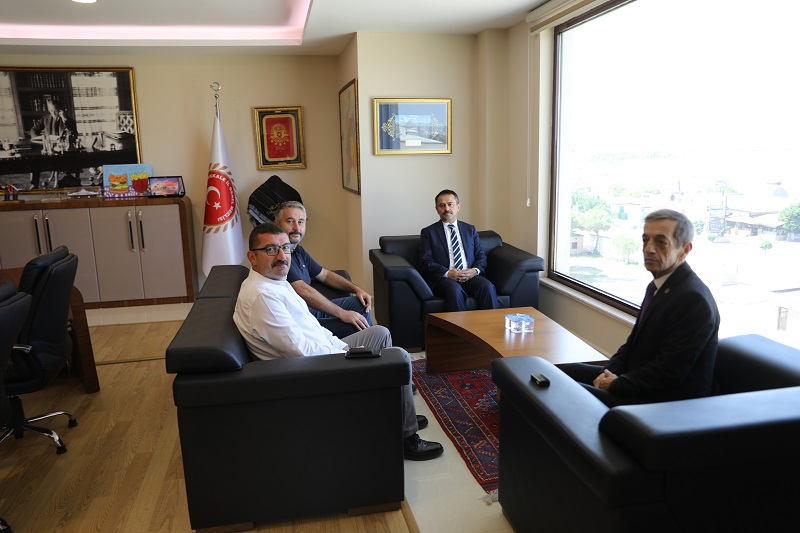 Vali İlhami AKTAŞ, İl Genel Meclis Başkanı Nejat ÖNDER’i Ziyaret Etti