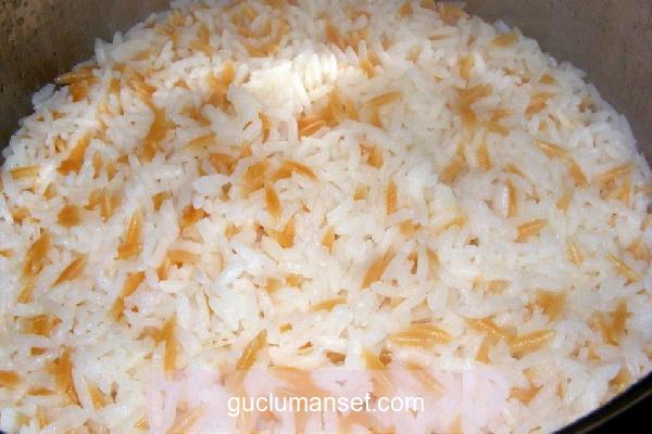 Tane tane pirinç pilavı nasıl yapılır? Pilav yapmanın püf noktaları